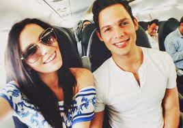 Geraldine bazán reapareció tras su operación de rodilla y respaldada por sus hijas. Emmanuel Serbia On Twitter Irinabaeva1 Emmanuel13pm Hermosos