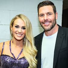 Carrie Underwood and Husband Mike Fisher Relationship Timeline - Parade