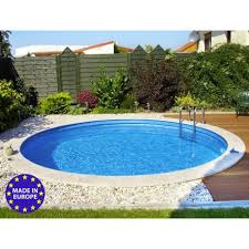 Le piscine fuori terra offerte in commercio, possono essere equipaggiate anche di accessori extra, per migliorare la propria esperienza e rendere il bagno ancora più piacevole. Piscina Rotonda Interrata O Fuori Terra Diametro 7 Metri Venezia 700 L
