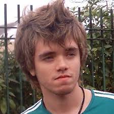 His elder sister, elizabeth scarlett, (born 1984) is a popular lobbyist, model, and actress, while his elder sister georgia may (born 1992) is a fashion model and designer. Gabriel Jagger On Twitter Comecei Com O Twitter Galera Abrazz
