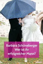 Mit roland auf der bühne ist es super, weil roland kaiser gibt einem, wenn er jemanden mag, zu jedem zeitpunkt das gefühl, dass er das ganz toll findet, das man da ist. wow, schöne worte an ihren gesangskollegen! Barbara Schoneberger Wer Ist Ihr Erfolgreicher Mann Barbara Schoeneberger Schoeneberger Mann