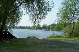 No, nel campingplatz himmelreich non c'è una piscina. Campingplatz Himmelreich Wentorfinsel Spottocamp