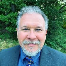 Kevin Stogsdill's Instagram, Twitter & Facebook