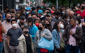 Pero por la tarde, en su reporte técnico diario, la secretaría de salud federal indicó que la capital retrocedió de verde a amarillo en el semáforo nacional. Cdmx Reportan Incremento De Casos Covid En Personas De 18 A 39 Anos Continua Semaforo Amarillo Aristegui Noticias