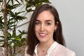 Laura Demare's Instagram, Twitter & Facebook