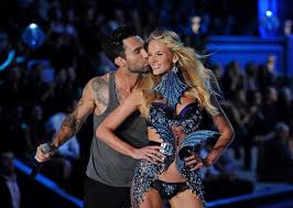 The show will be broadcast tuesday, november 29, 2011. Adam Levine Anne V Adam Levine And Anne V Photos Zimbio