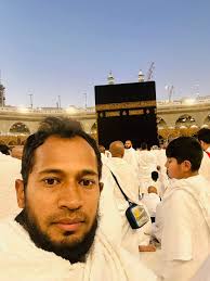 Happiness comes from being thankful