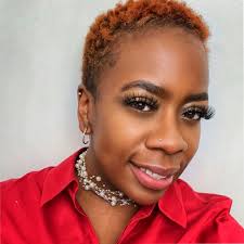 HOLLY HUNT Management Team