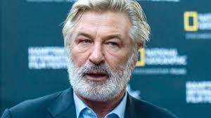 Komplette biographie zu alec baldwin. Alec Baldwin Makes First Public Comments On One In A Trillion Shooting Bbc News