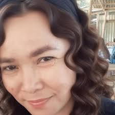 Missed pills? ❌ High BP na naman? ❌ Elfie reminds + tracks para in control  ka. Download na!