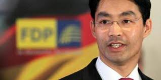 Die freie demokratische partei (fdp) ist eine deutsche partei mit liberaler ausrichtung. Nach Westerwelles Rucktritt Rosler Will Fdp Vorsitzender Und Vizekanzler Werden Gt Gottinger Tageblatt