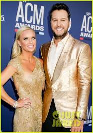 On monday, luke shared a lovely birthday message to his wife, caroline boyer bryan, via instagram. Luke Bryan Wife Caroline Rock Gold Outfits For Acm Awards 2019 Luke Bryan Wife Luke Bryan Acm Awards