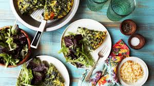 Crustless Spinach Quiche In 2020 Quiche Recipes Recipes Spinach Quiche Recipes