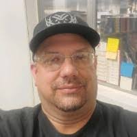 Larry Windholz's Instagram, Twitter & Facebook