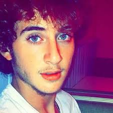 Christian Ayoub (@christian_ay)