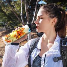 Amazon.com: AGH Botella de agua deportiva de sublimación de 20 onzas en  blanco con tapa de popote y asa, vasos rectos de acero inoxidable con  aislamiento al vacío para vinilo con purpurina,