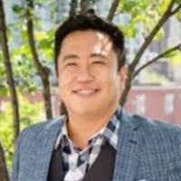 Lance Gregory's Instagram, Twitter & Facebook