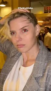 Is it just me, or does Jodie Comer as Villanelle in “Killing Eve” bear a  resemblance to Olivia? : r/MAFS_AU