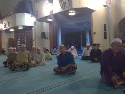 Bangsar's muslim population prays at this mosque. Masjid Saidina Abu Bakar Bangsar It Is Located On Jalan Ara Just Next To Bangsar Village Shopping Centre