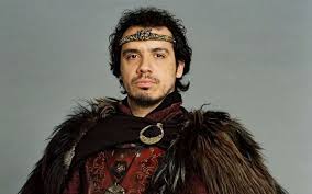 Alexandre astier is a french writer, director, editor, scriptwriter, humorist, actor and composer. A Famous Actor Of The Series Has Passed Away Alexandre Astier Pays Him A Moving Tribute Archyde