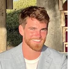 If I were launching a founder-led LinkedIn strategy for an early-stage B2B  startup, here's what the first 90 days would look like (steal this  playbook). (1) Get clear