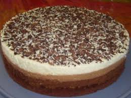 Mon 3 Chocolat Et Son Croquant De Praline Recette Ptitchef Gateau 3 Chocolat 3 Chocolat Junk Food Vegan