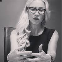 Shelly Mcrae's Instagram, Twitter & Facebook