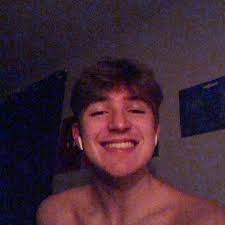 James Bee (@beeboyjames) • Instagram photos and videos