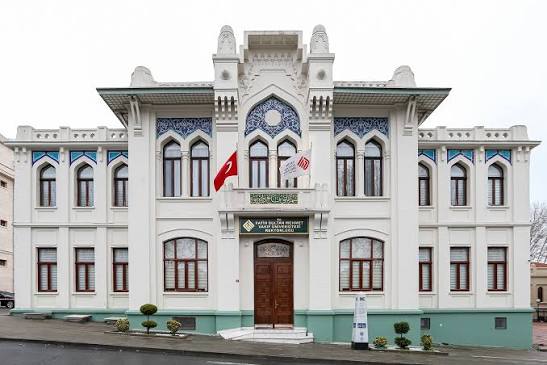FSMVÜ | İletişim
