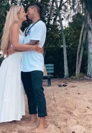 Quem news yasmin brunet em meio à briga de gabriel medina e a mãe: Gabriel Medina Posta Video Do Casamento Com Yasmin Brunet No Havai Assista Vogue Atualidades