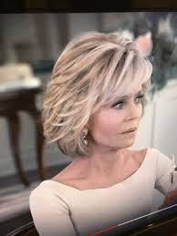 Elaine Tripp's Instagram, Twitter & Facebook