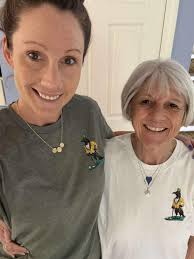 Ard is flying high! All the way in Massachusetts! Family members of  previous owners ❤️ Thank you for your support ☀️⛳️🍻