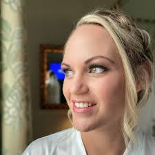 Karina Grace Scoffield Make-up Artist & Beauty