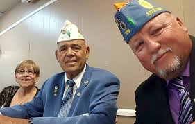 Auxiliary presents check to Commander for building extension