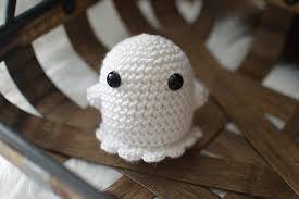 Jojo juju addi express knitting pattern. Ravelry Amigurumi Ghost Pattern By Codi Hudnall