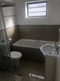 Nggak masalah kalau kamu punya kamar mandi minimalis ukuran 1×2, ada caranya supaya kamar mandimu tetap terlihat lapang! Mount Pleasant Suites Port Elizabeth 2021 Updated Prices Deals