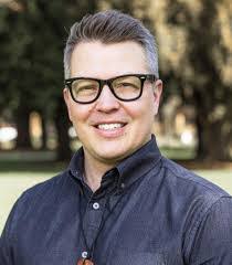 Craig Fredrickson's Instagram, Twitter & Facebook