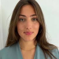 Anna Salvador's Instagram, Twitter & Facebook