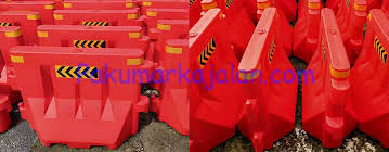 Produk kami mengusung tema etnik modern yang tidak terbatas …. Paku Marka Jalan