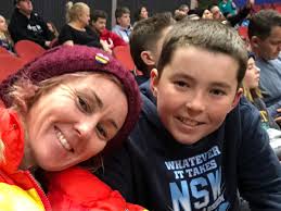 Mothers group for teens: 9 topics to discuss.