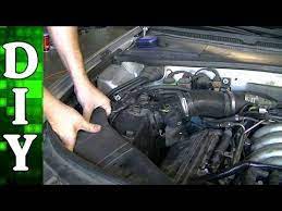 How To Remove And Replace A Coolant Temperature Sensor Audi A4 A6 2 8l Vw Passat 2 8l Engine Youtube Here Is A Quick V Vw Passat Repair Videos Audi A4
