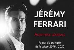 Comme à son habitude, jérémy ferrari joue avec deux classeurs posés de part et d'autres de la scène : Jeremy Ferrari En Spectacle A Ablon Sur Seine 94 Citoyens