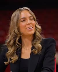 John Cook believes Dani Busboom Kelly and Nebraska volleyball are in a  great position to win a national championship. , #GBR