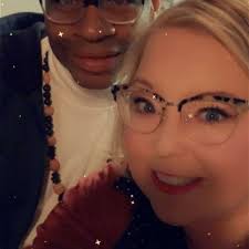 Car X Euclid Ave, Des Moines, IA 50310