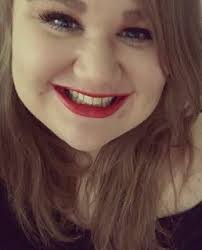 Lindsey Fortner's Instagram, Twitter & Facebook