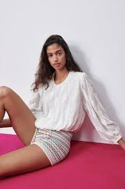 Vind fantastische aanbiedingen voor embroidery zara. Embroidered Shirt Zara United Kingdom