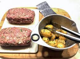 How long to cook a 2 pound meatloaf at baking meatloaf at 375 degrees & basic meatloaf recipe. Elk Smoked Meatloaf Dinner The Hotel Leela