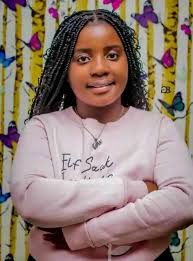 International artist wamu chi nyanja akwata nama fan's ku Malawi.😆😆😆