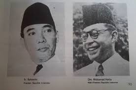 Pada tanggal 18 agustus 1945, ppki mengadakan sidangnya yang pertama di gedung kesenian jakarta. Tugas Ppki Panitia Persiapan Kemerdekaan Indonesia Portal Sejarah