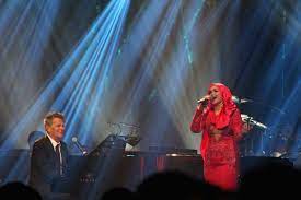 On 2 april 2016 at stadium negara. File Siti Nurhaliza And David Foster David Foster And Friends Jpg Wikimedia Commons